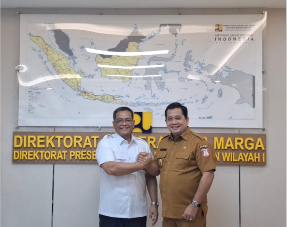 Terjawab sudah keluhan warga jalan Palembang/Betung Bupati Banyuasin Langsung Audiensi Ke Kemenpur RI