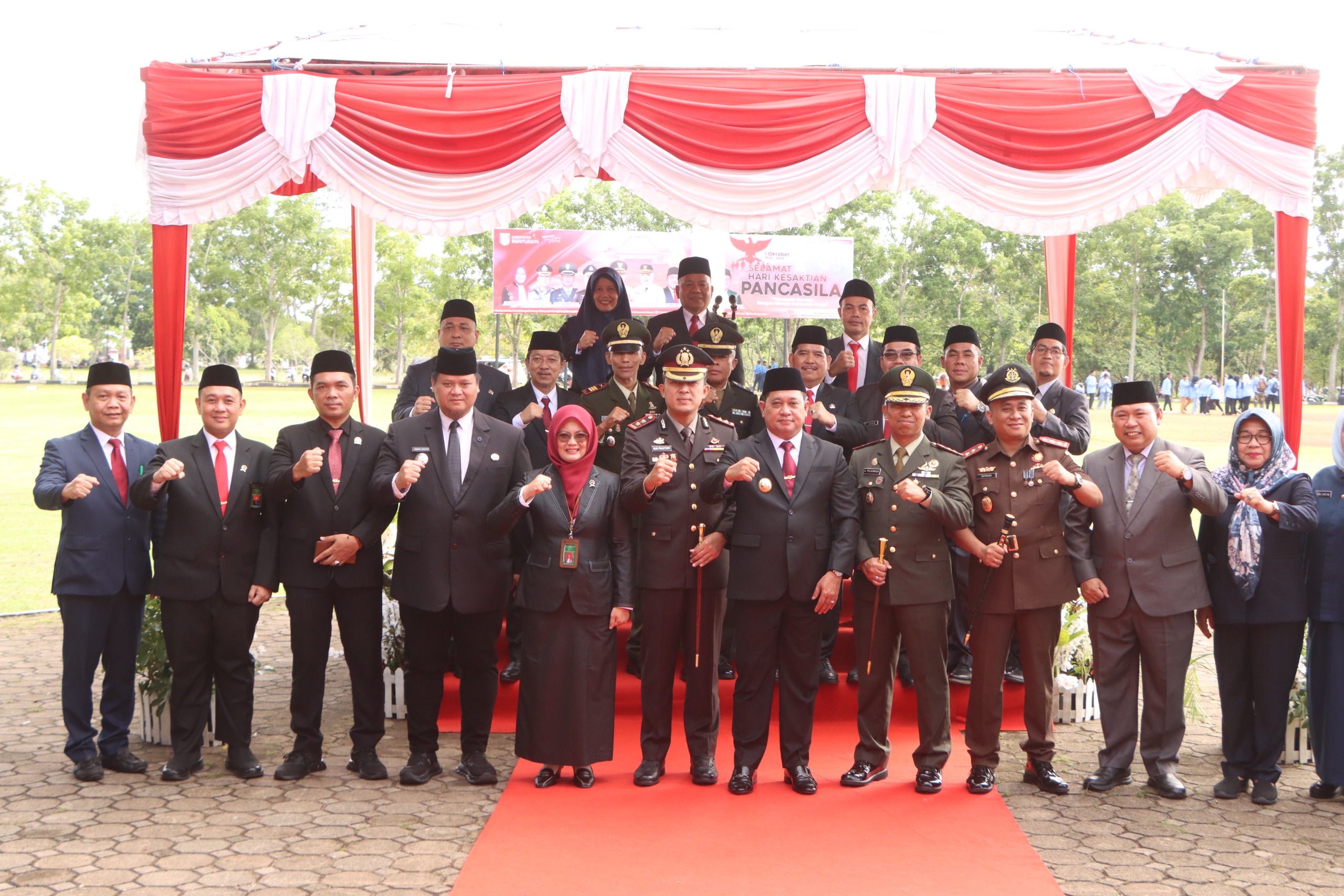 Kapolres banyuasin menghadiri upacara peringatan hari kesaktian Pancasila di pemkab